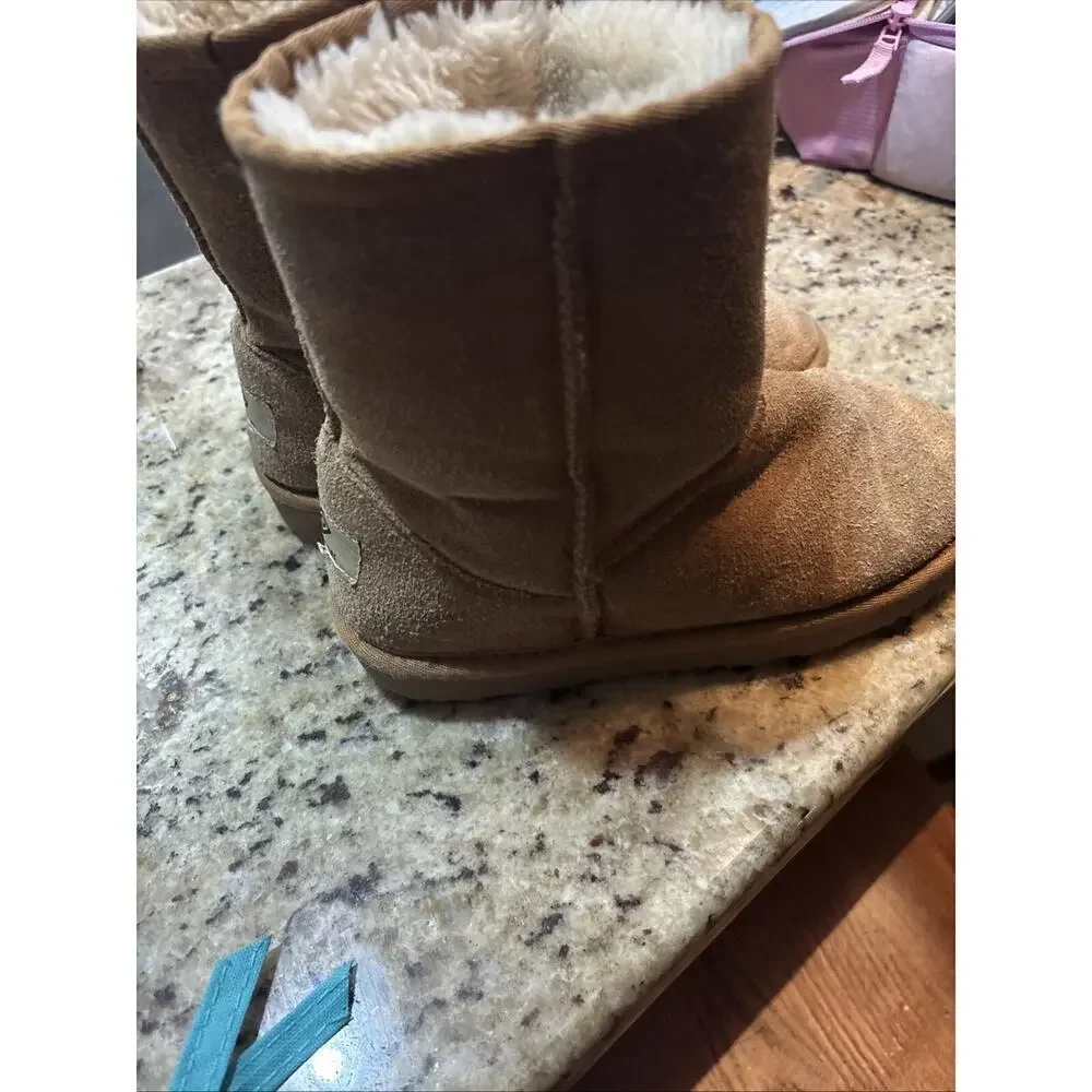 BearPaw youth boots